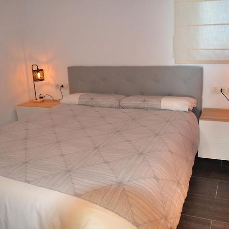 Bonito Apartamento Con Jardin プラヤ・デアロ エクステリア 写真